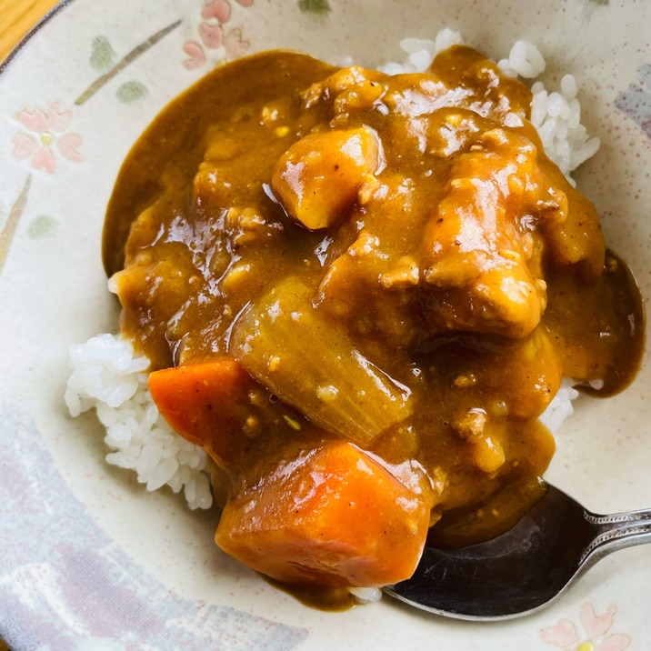 ひき肉と鶏肉のカレー